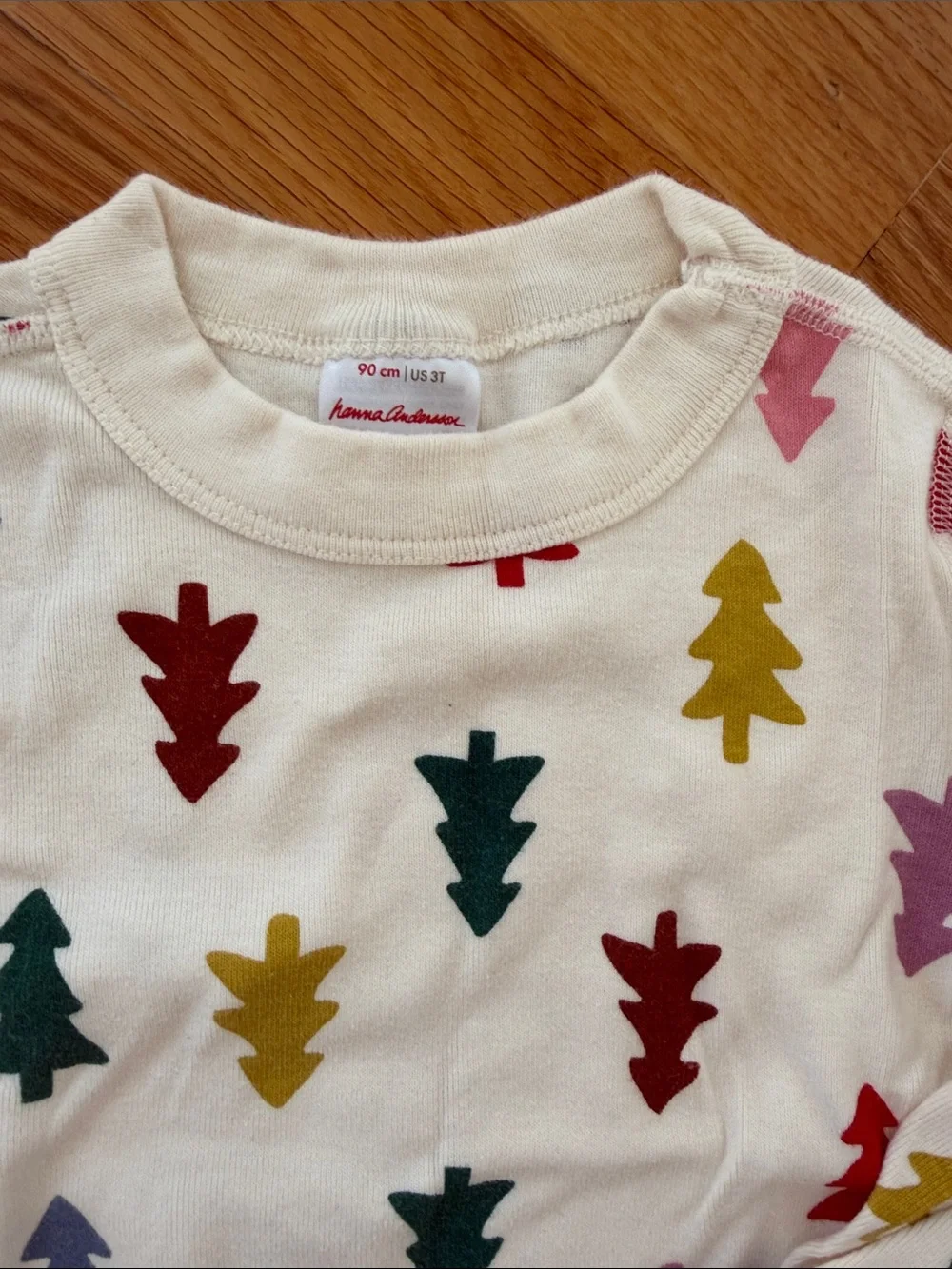2 pack Hanna Andersson Cream Pajama Set with Multicolor Tree Print